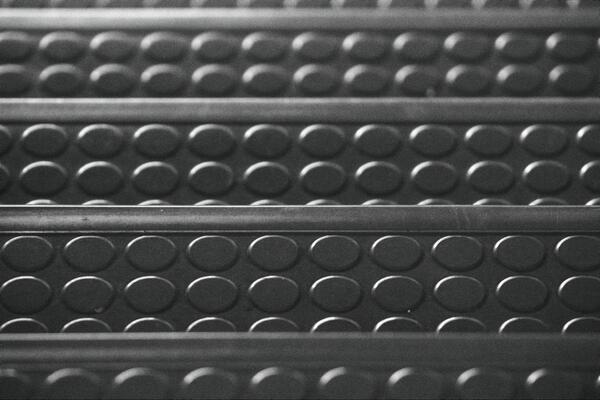 Kiểm soát thành phần P và S giúp thép SS400 của Nam Việt Steel đảm bảo chất lượng mối hàn