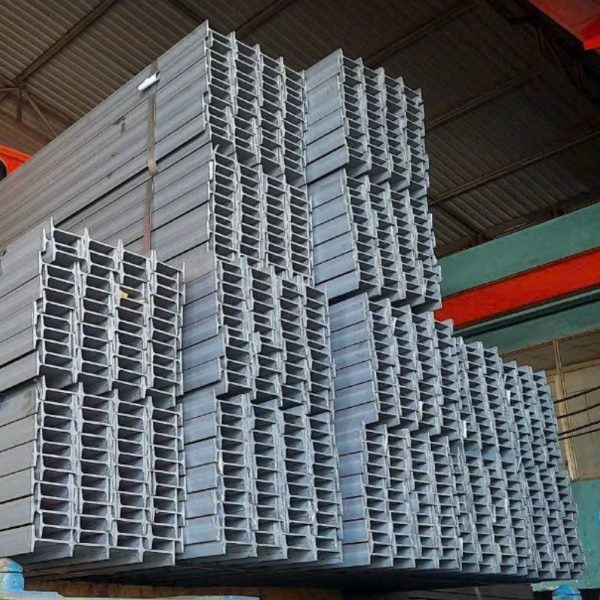 Thép hình I100x55x4.5x6x6000, I148x100x6x9x12000, I150x75x5x7x12000 là các loại thép hình I thông dụng hiện nay