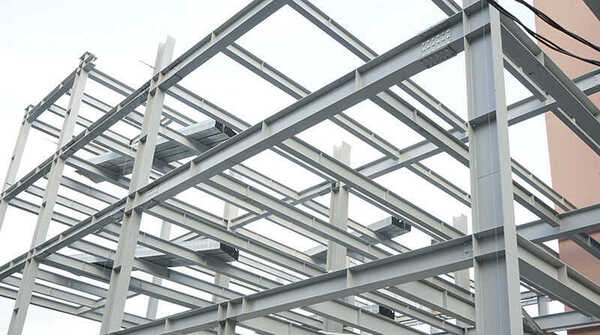 Thép H thường được ưu tiên làm cột chịu nén