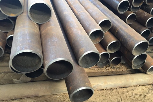 Với đặc tính liền mạch và độ bền cao, ống thép đúc là sự lựa chọn hoàn hảo trong nhiều lĩnh vực